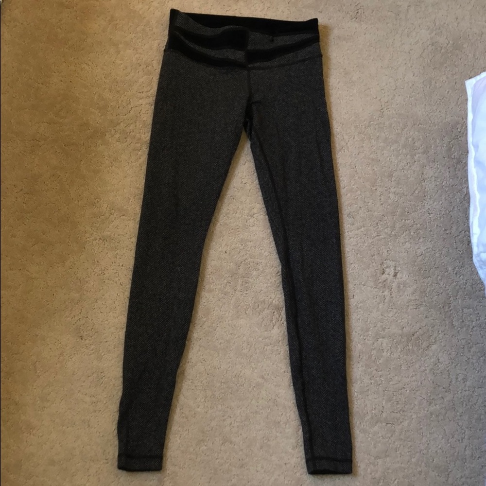 Lululemon Heathered Black Herringbone Leggings